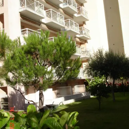 With Balcony - 1 Minute From The Апартаменты