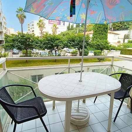 Апартаменты With Balcony - 1 Minute From The Ницца