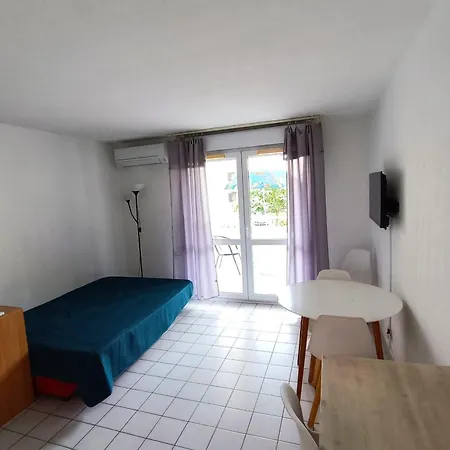 Apartament With Balcony - 1 Minute From The